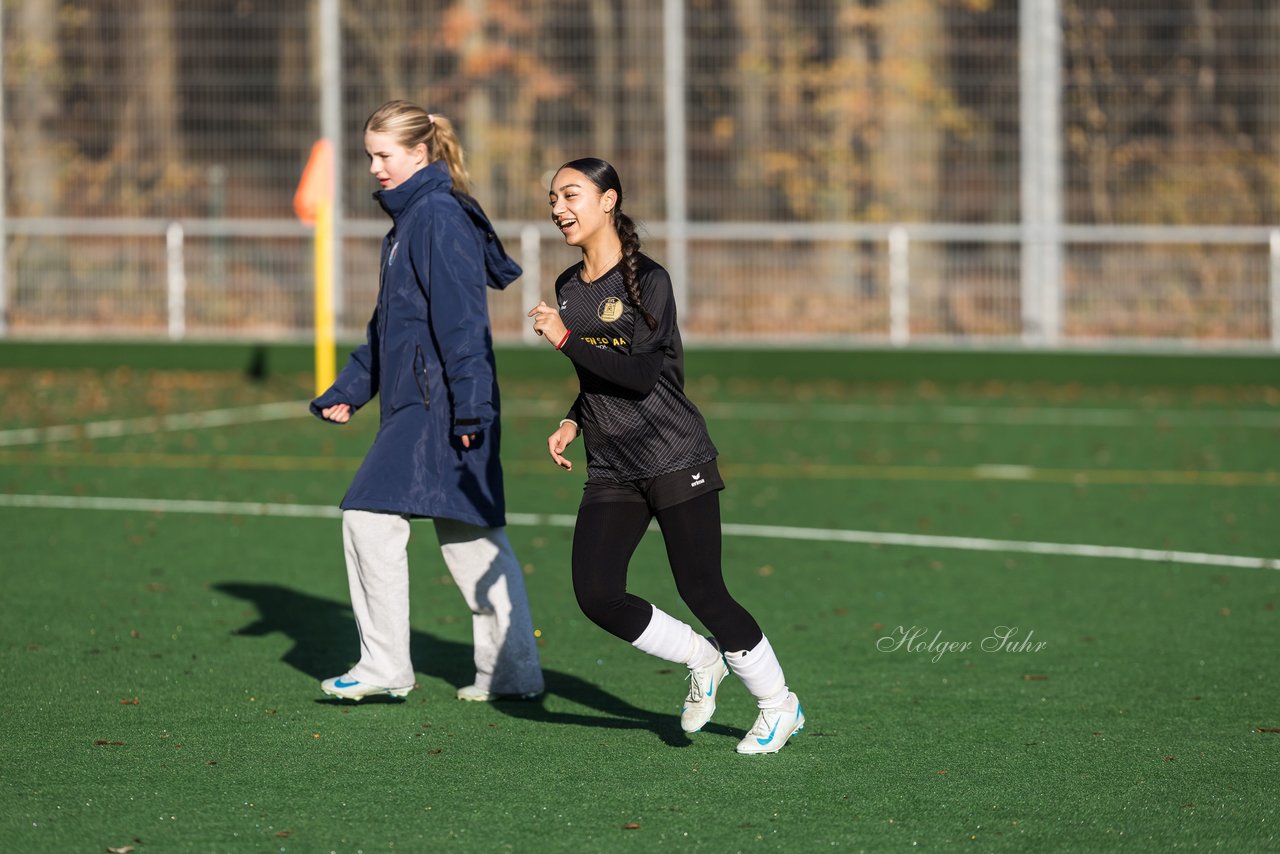 Bild 134 - wBJ VfL Pinneberg2 - Eimsbuttler TV 3 : Ergebnis: 5:0